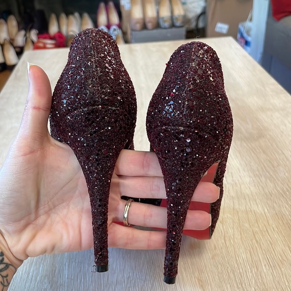 Louboutin Very Prive 120MM Oxblood Glitter - 38 - Picture 5 of 10